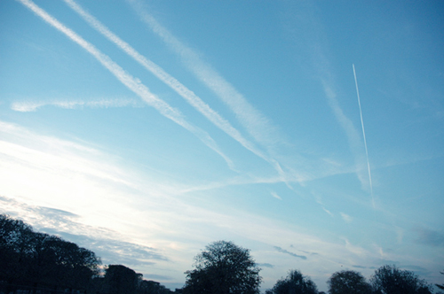 飛行機雲