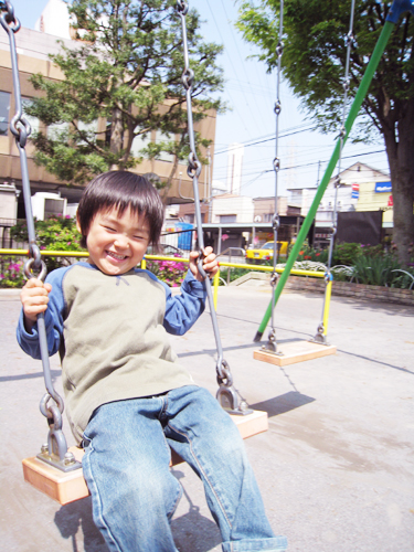 ブランコってそんなに楽しいですか？