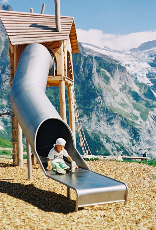 BORT（ボルト）の遊具