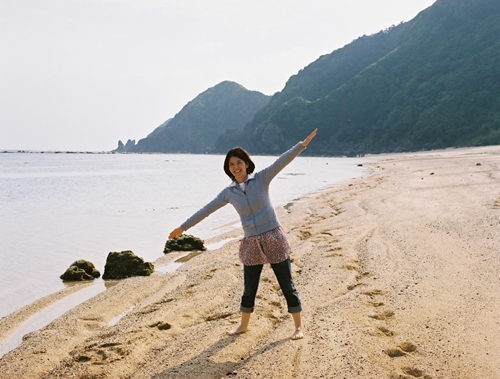 奄美大島のものすごい青い海と愛しい妻
