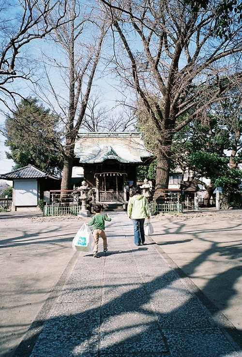 神社へ